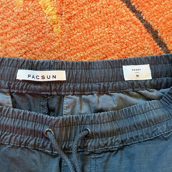 Men’s PacSun Cargo Shorts with Drawstring Medium - Picture 4 of 5